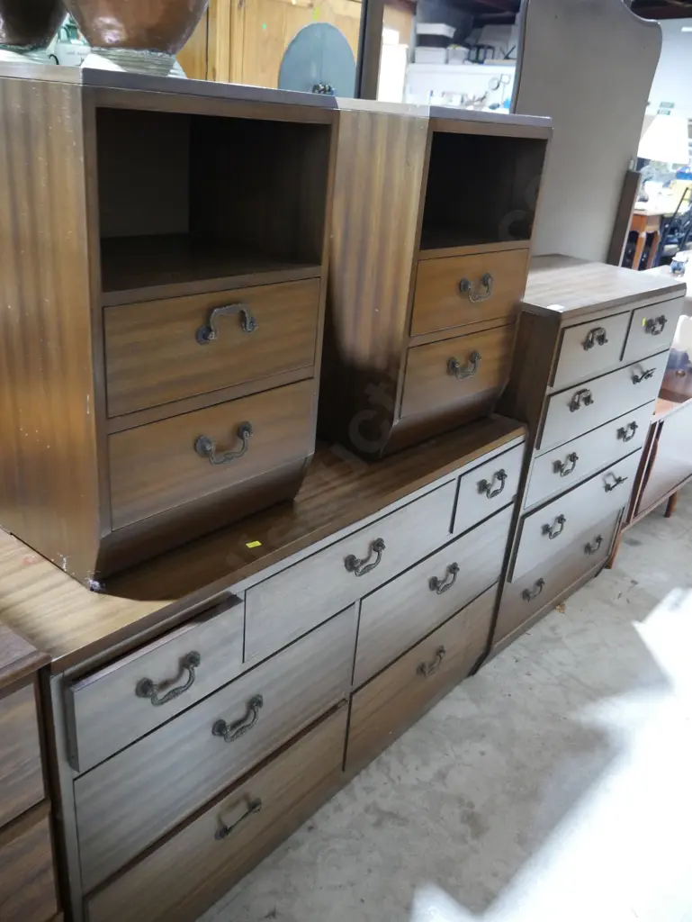 4 piece bedroom suite Image 1++