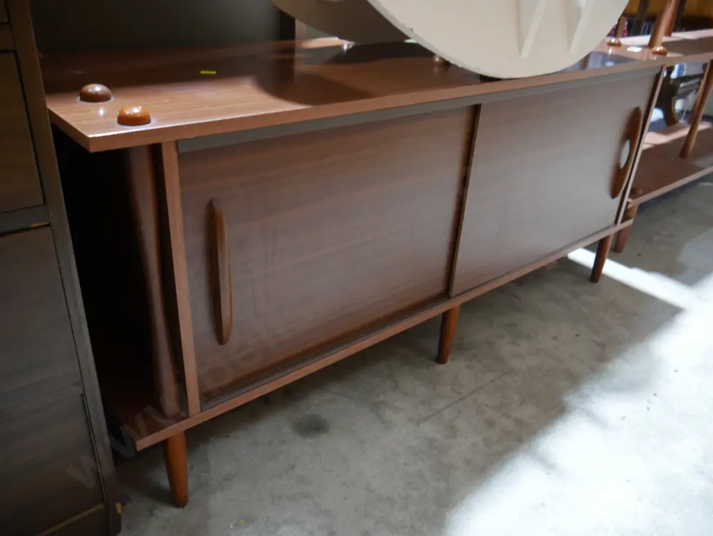 Retro cupboard Image 1++