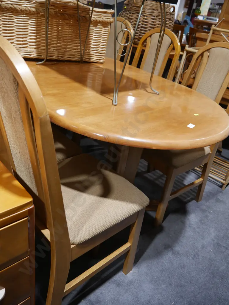 Oval extension dining table 6 chairs Image 1++