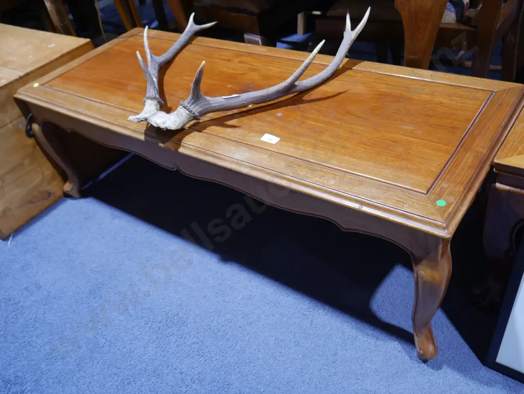 Coffee table Image 1++