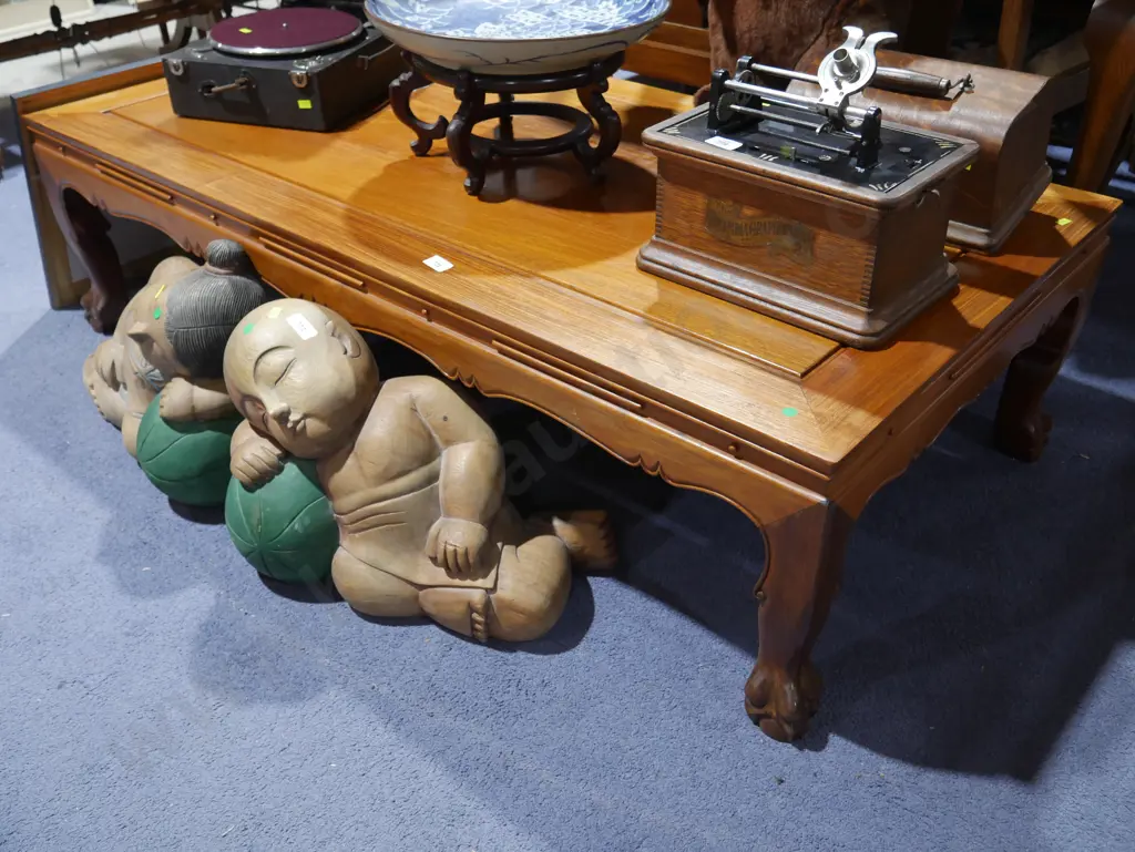 Coffee table Image 1++