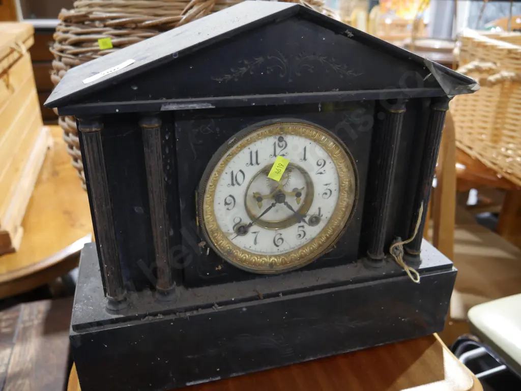 Mantle clock Image 1++