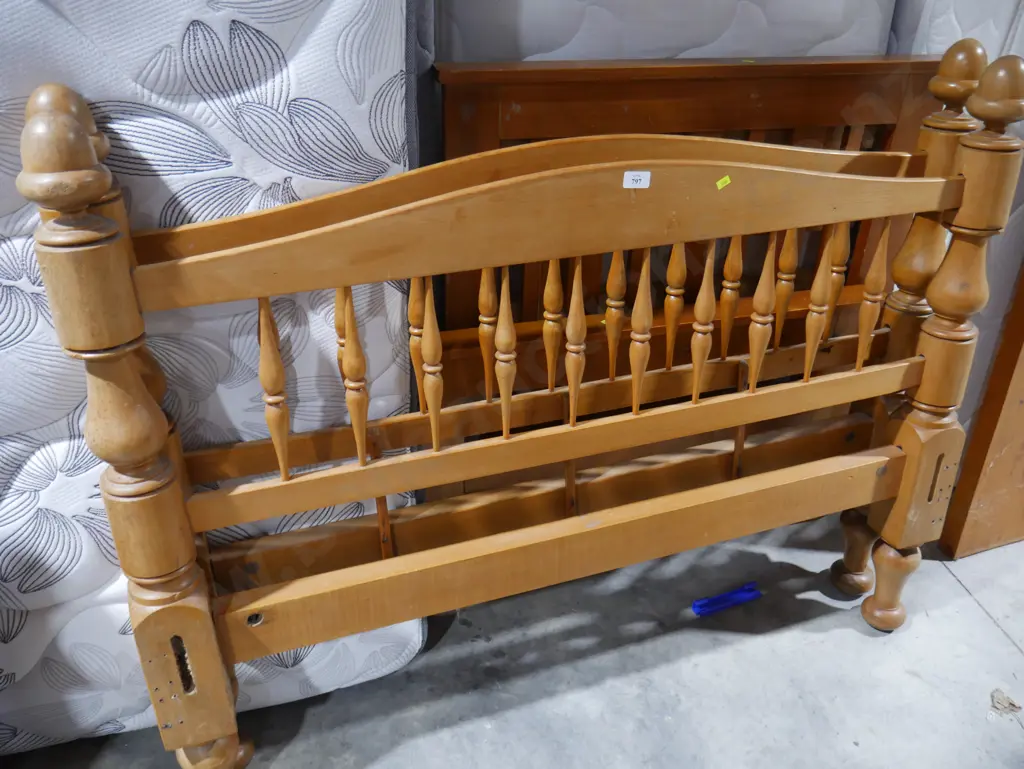 2 headboards Image 1++