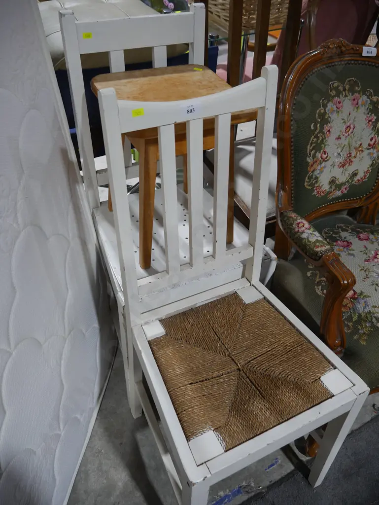 2 chairs , stool Image 1++