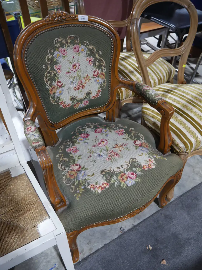 Carved back arm chair Image 1++