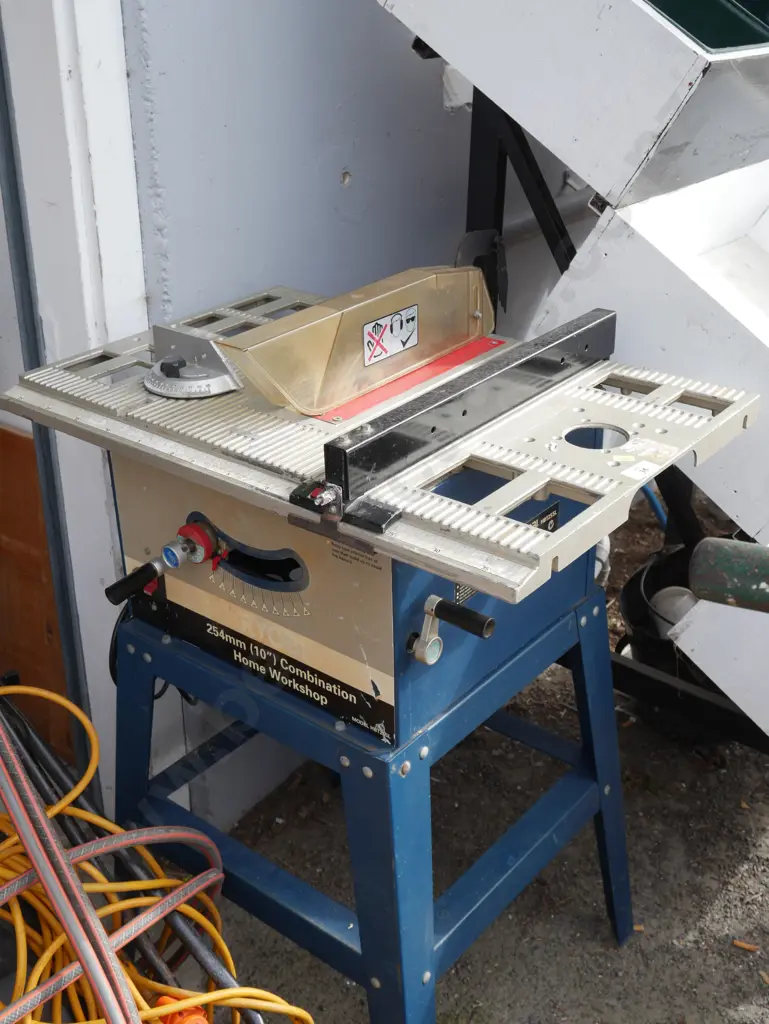 Ryobi table saw Image 1++