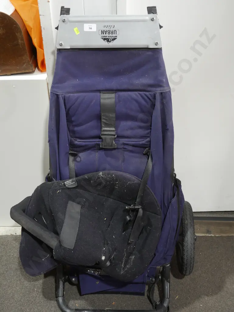 Mountain buggy urban elite pram Image 1++