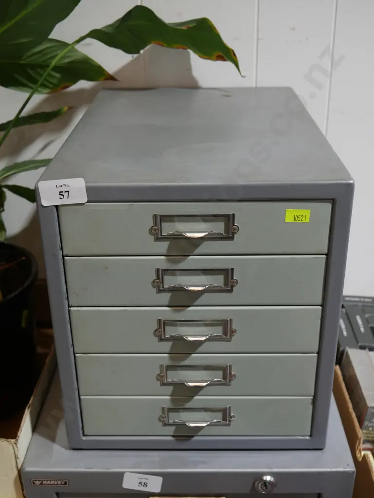 Small filing drawers Image 1++