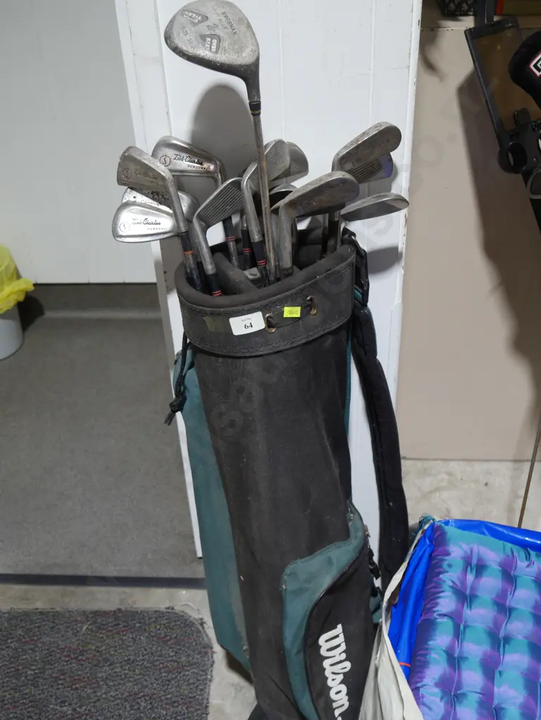 Golf clubs and bag Image 1++