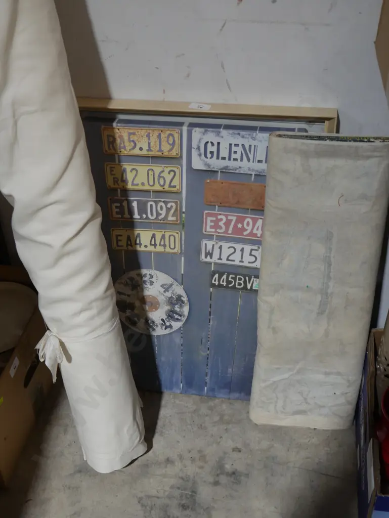 Fabric and picture Image 1++