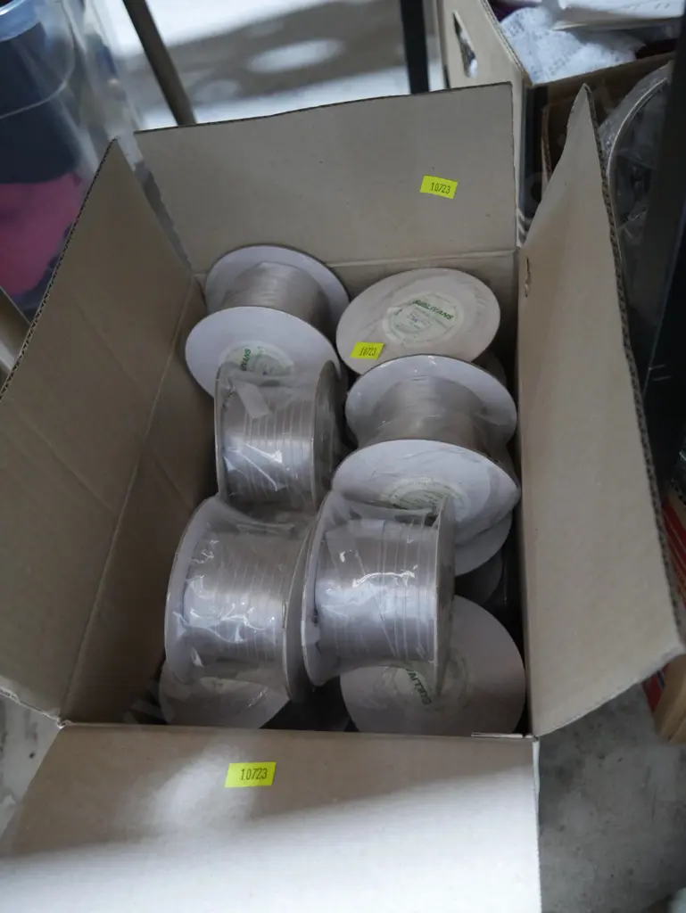 Roll of ribbon Image 1++