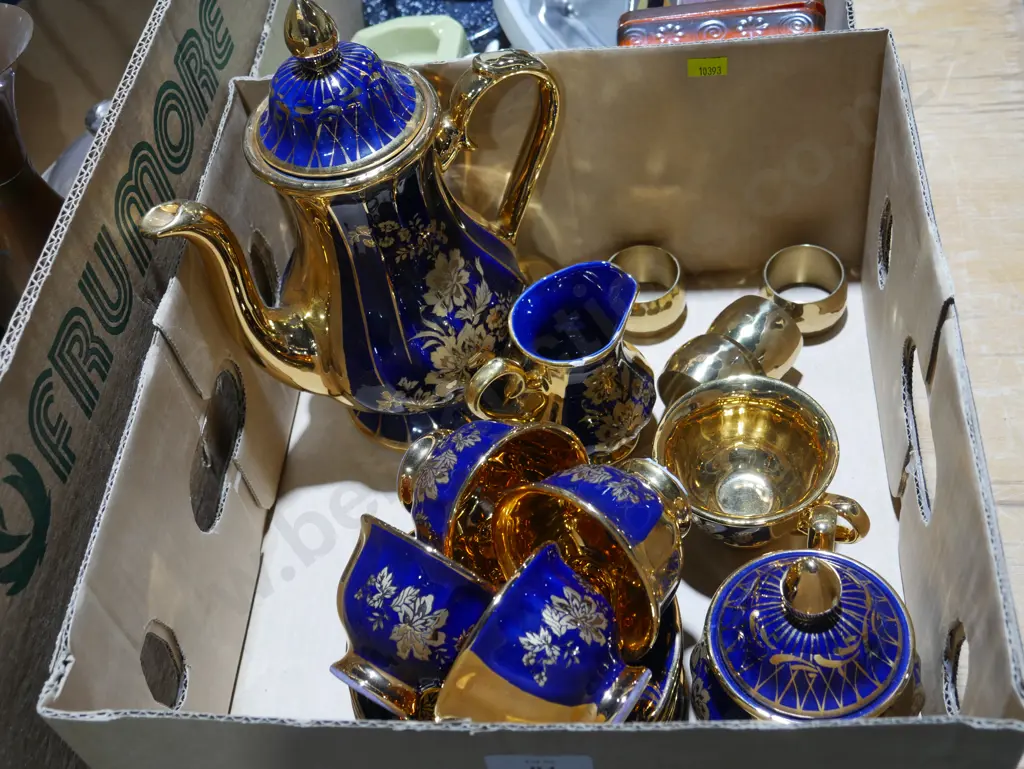 Blue and gold coffee set Image 1++