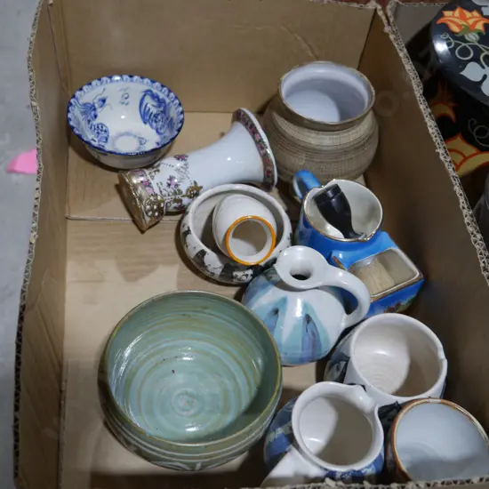 Box pottery ware etc