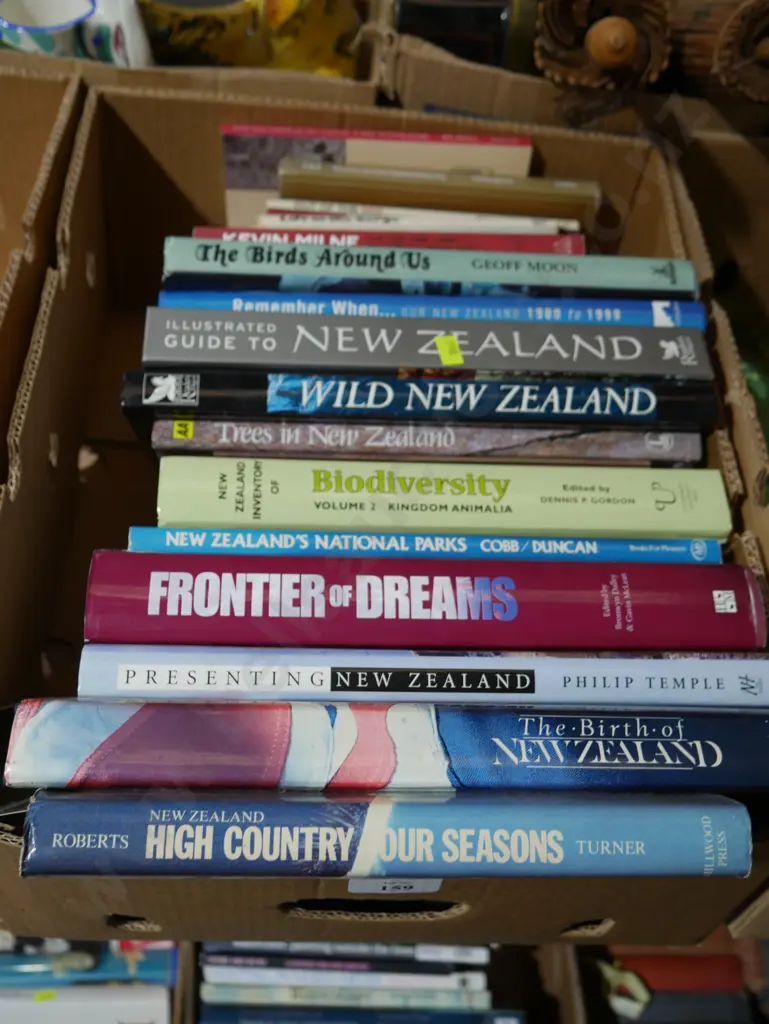 New Zealand books Image 1++