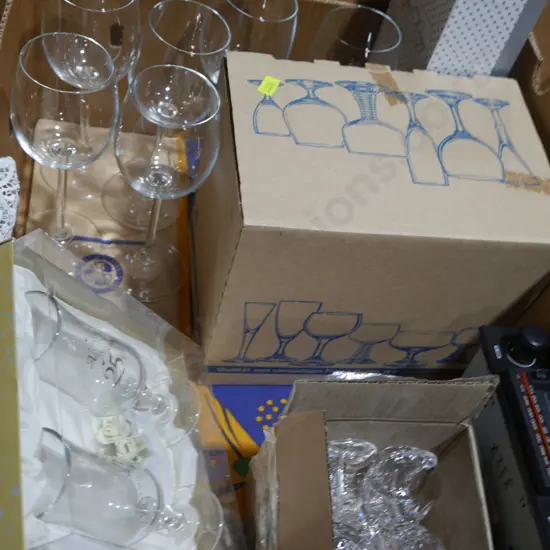 Glassware & car radio