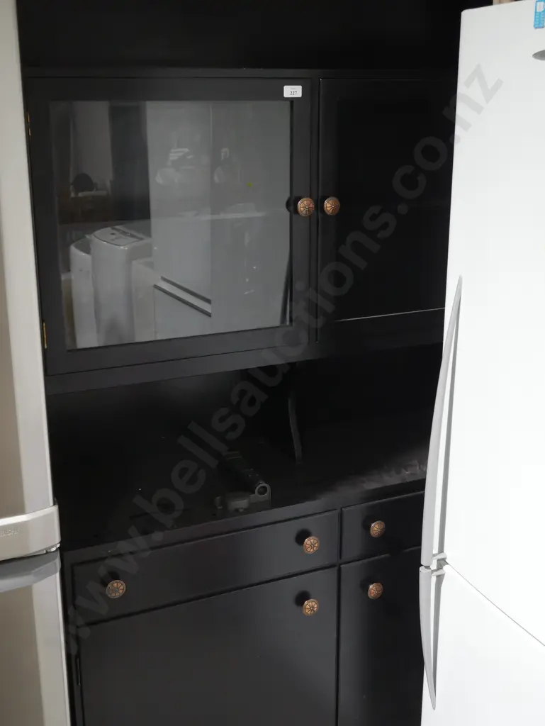Black hutch dresser Image 1++