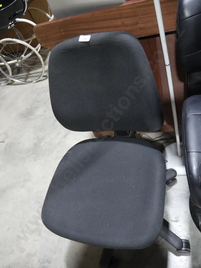 Office chair Image 1++