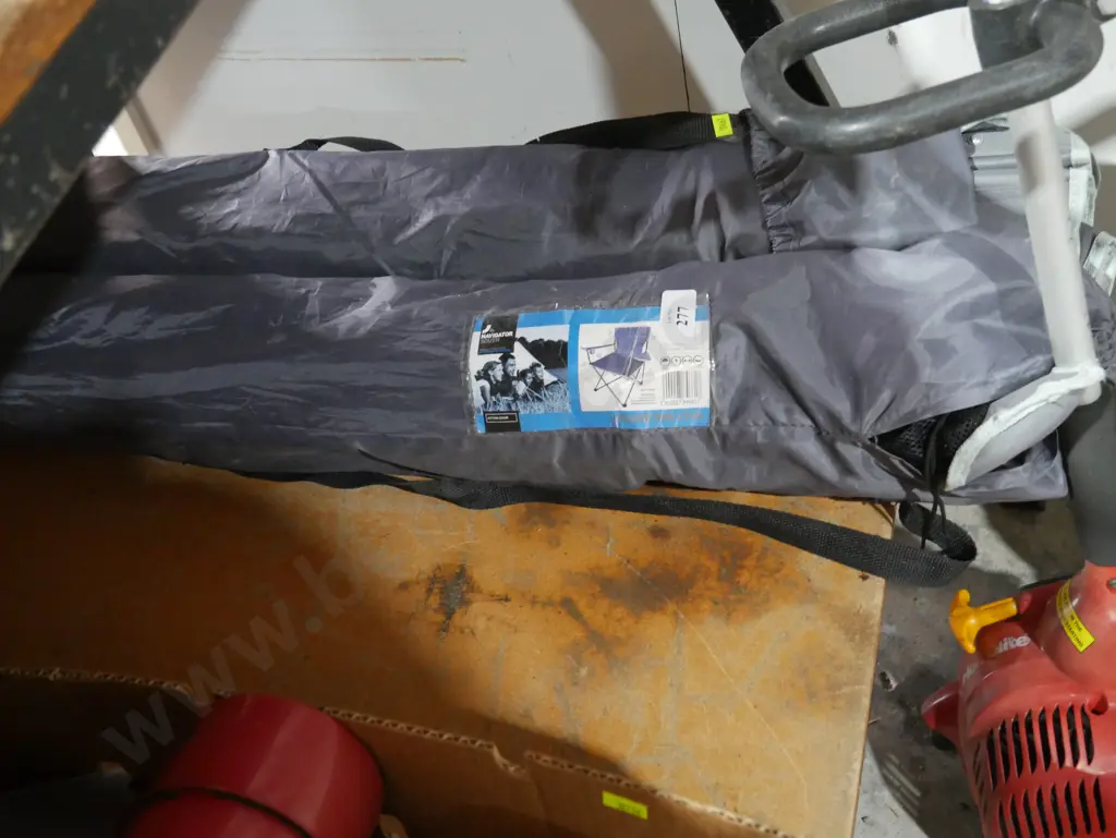 Two folding camp chairs Image 1++