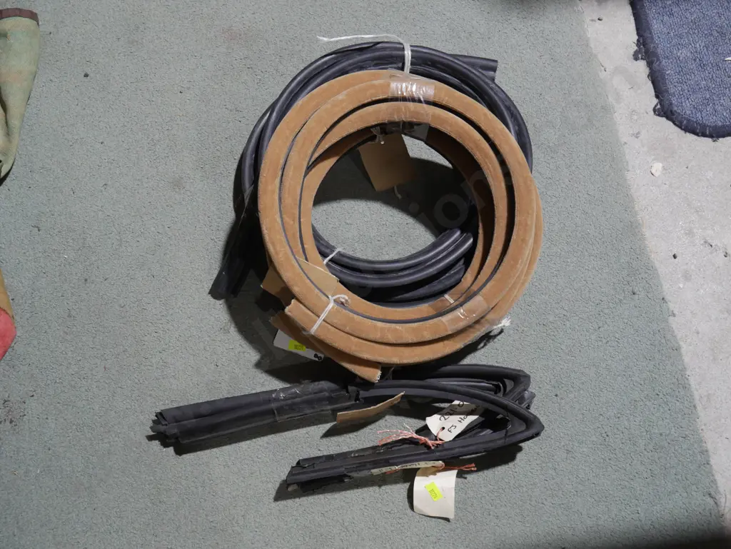 Rubber car seals Image 1++