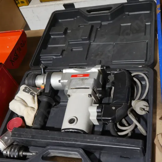 Ozito hammer drill
