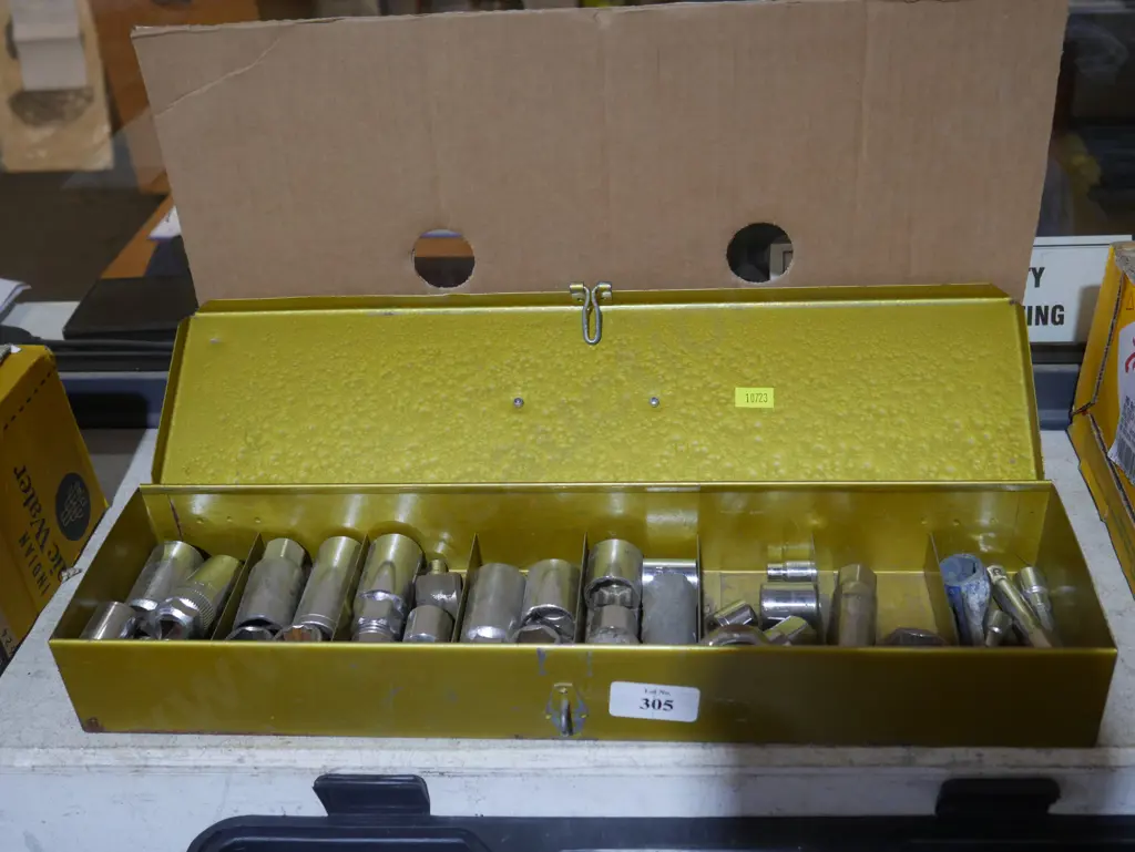 Assorted sockets Image 1++