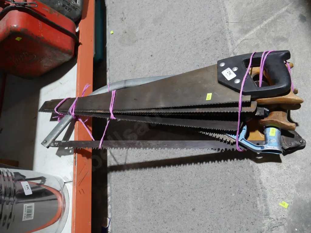 Assorted saws Image 1++