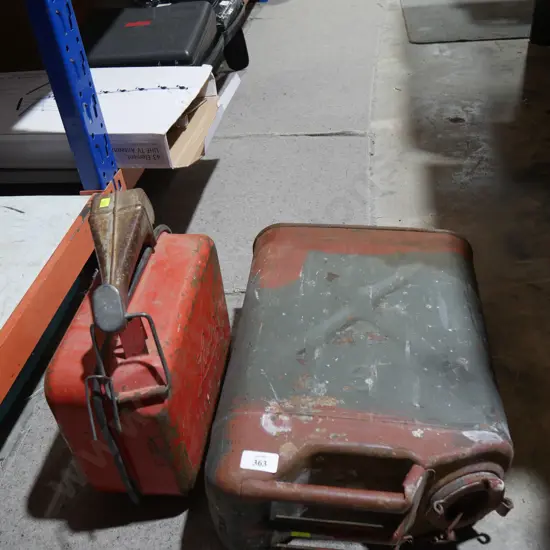 2 jerry cans