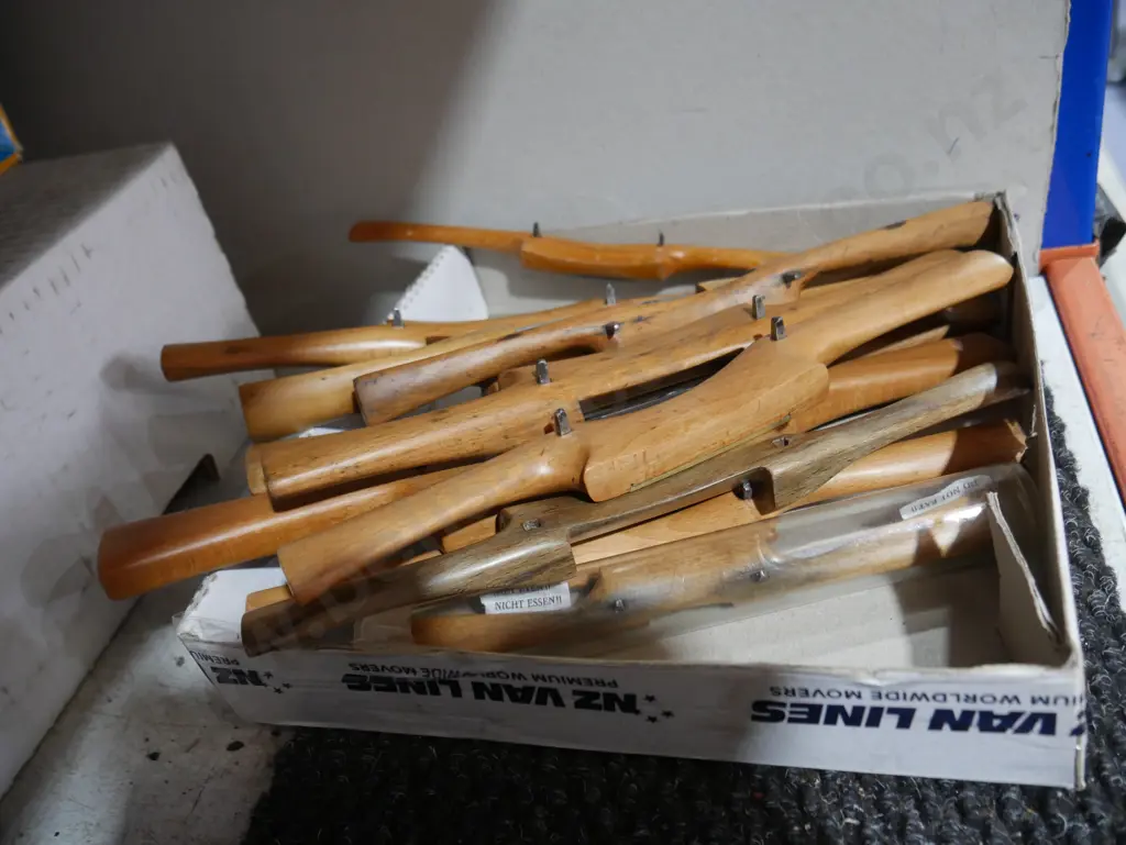 Wooden spoke shaves Image 1++