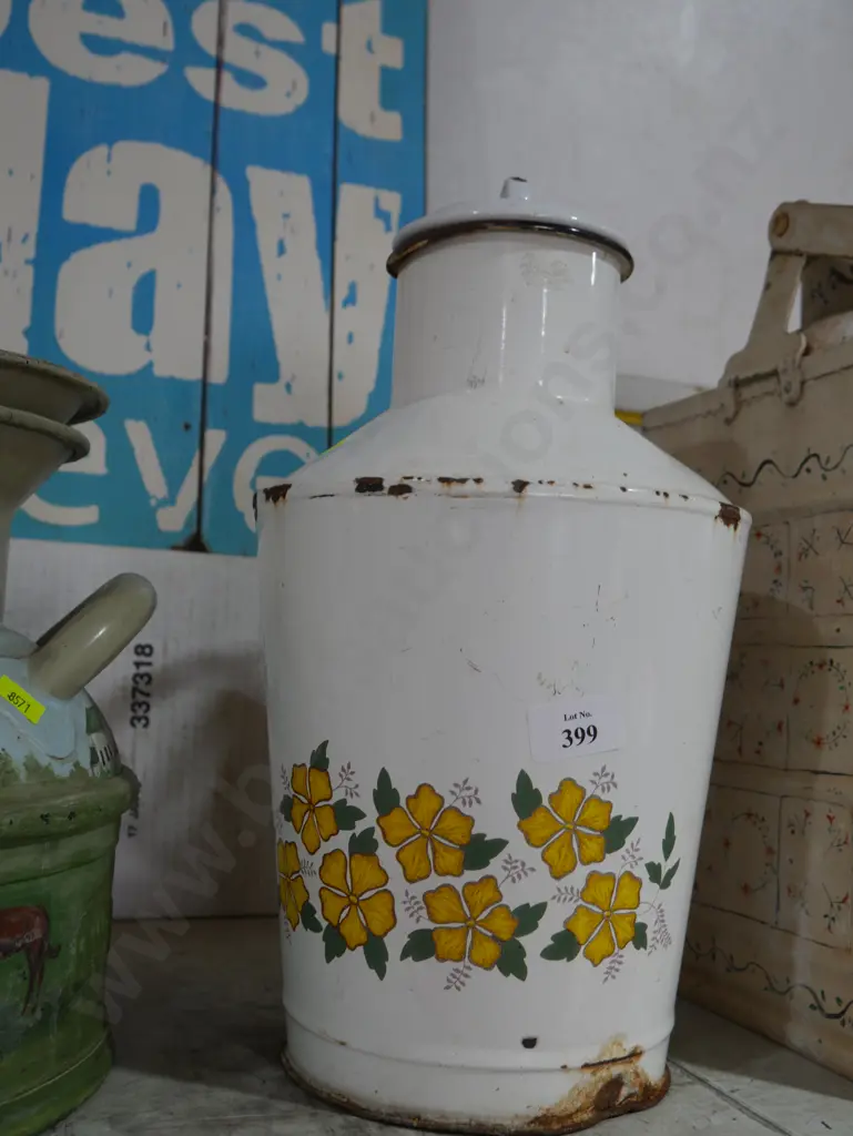 Enamel milk can Image 1++