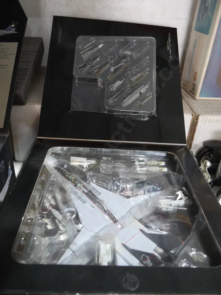 Model F-14A Tomcat Image 1++