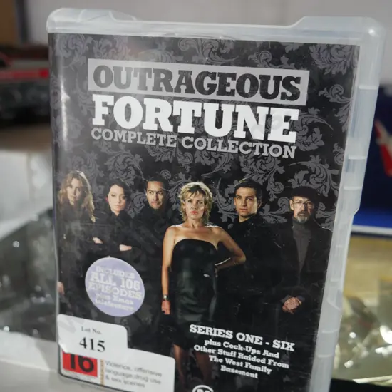 Outrageous fortune complete collection DVD set