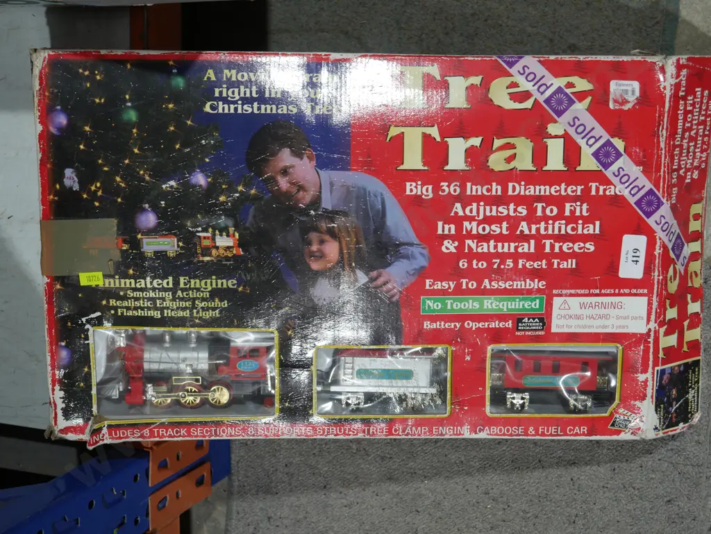 Christmas tree train track set Image 1++
