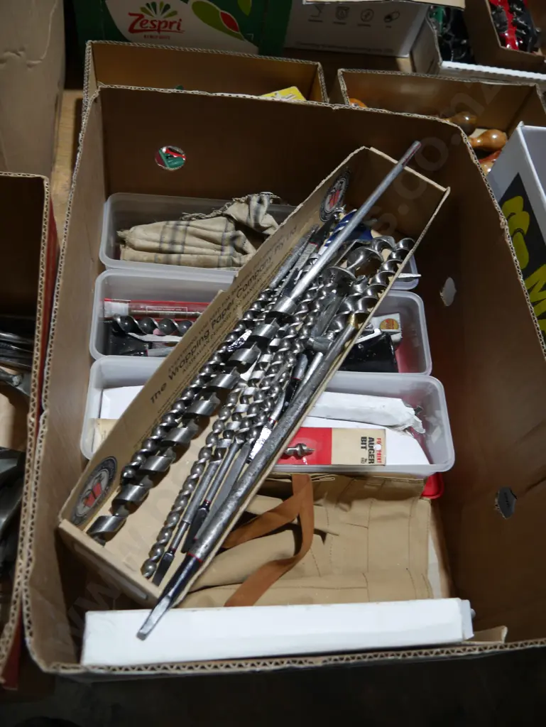 Assorted auger bits etc Image 1++