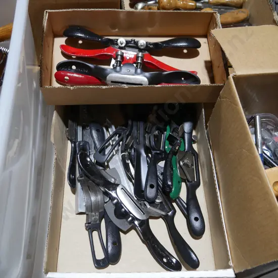 Assorted spoke shaves