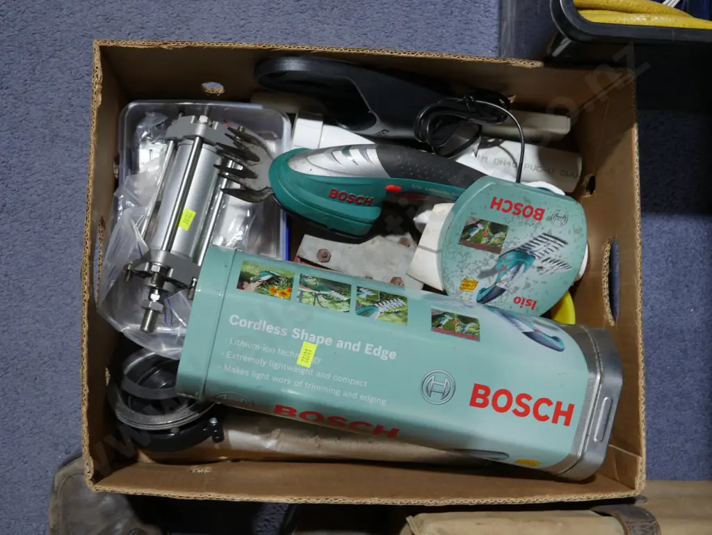 Bosch trimmer/edger etc Image 1++