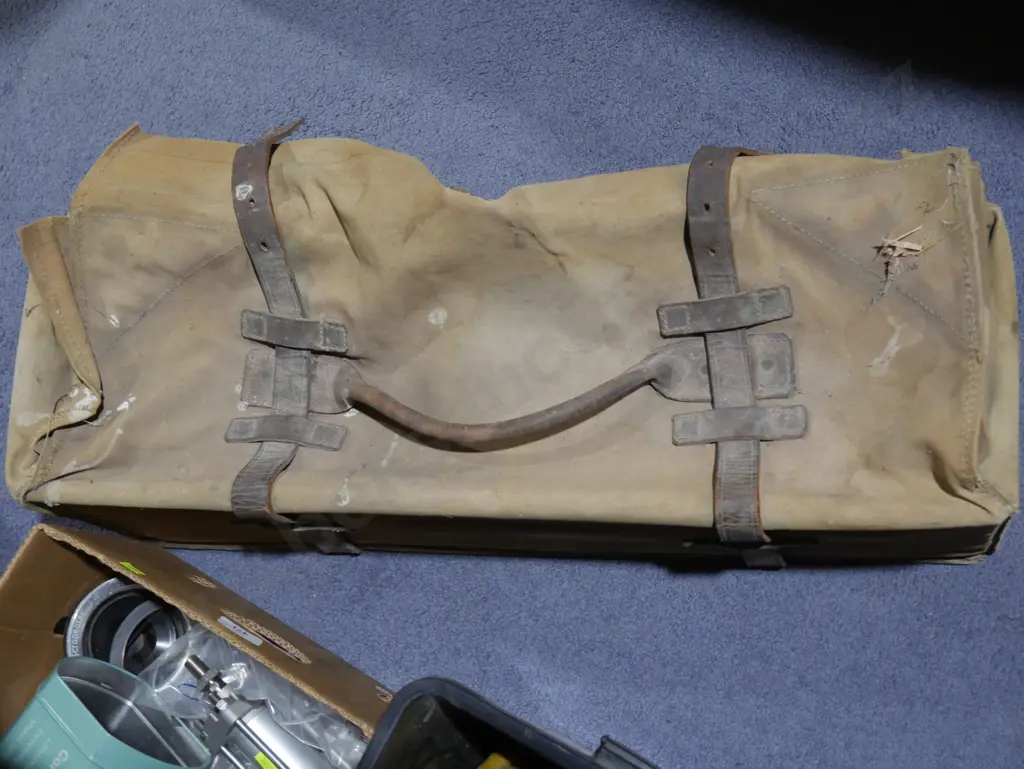 Carry case Image 1++