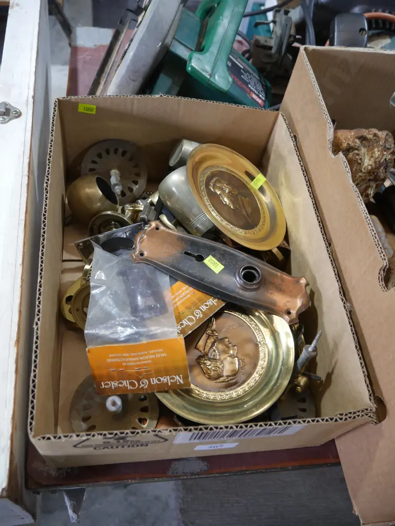 Brass door handles etc Image 1++