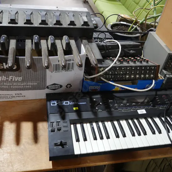 Roland keyboard and accessories