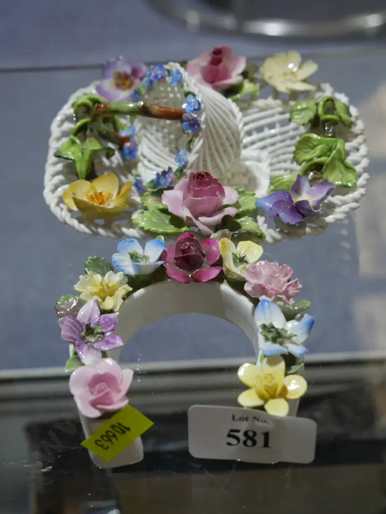 Floral basket horseshoe etc Image 1++