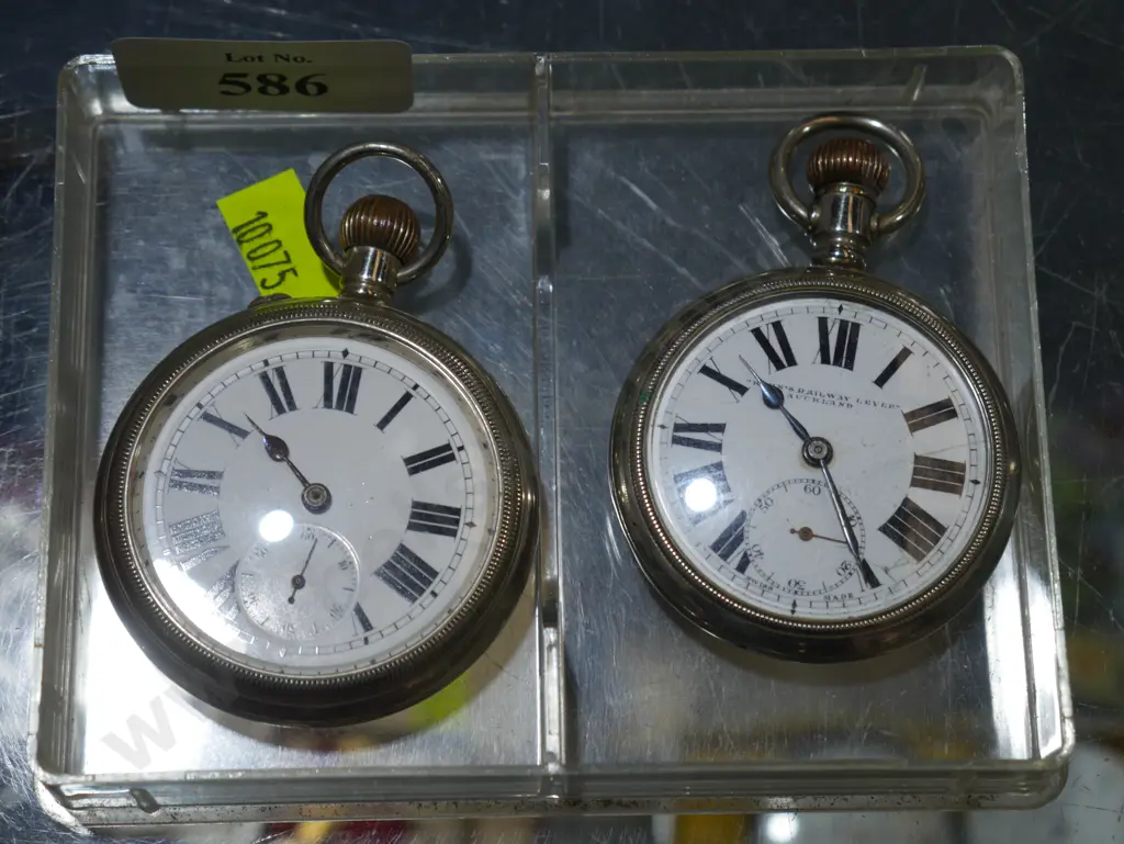 2 pocket watches Image 1++