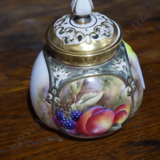 Royal Worcester pot pouri pot (fruit) signed