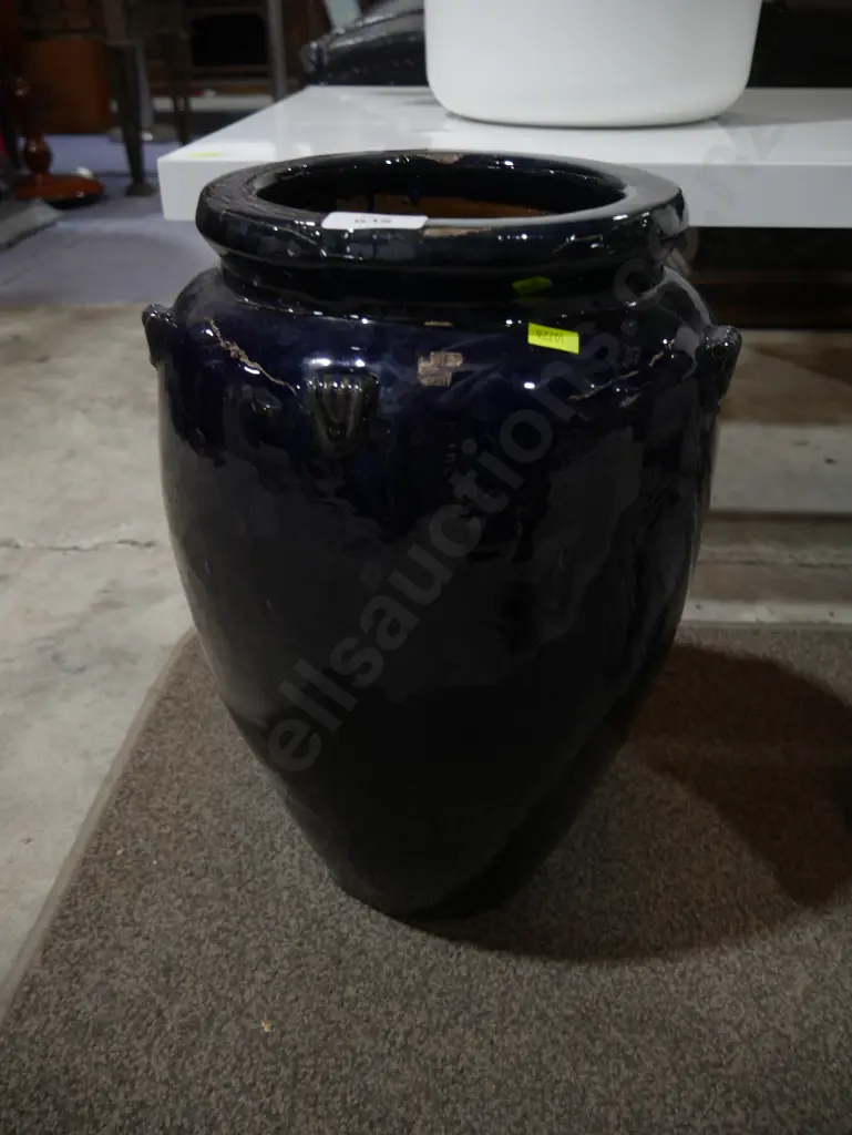 Blue plant pot Image 1++