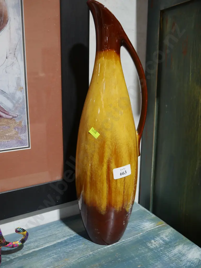 Blue Mountain jug Image 1++