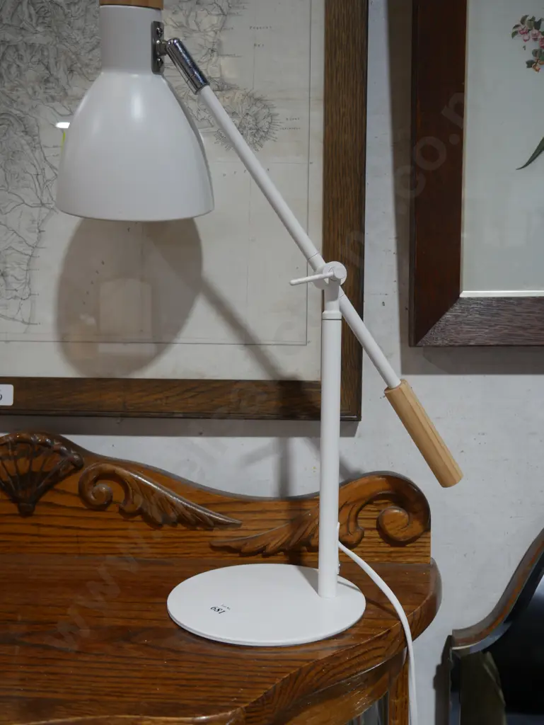 Table lamp Image 1++