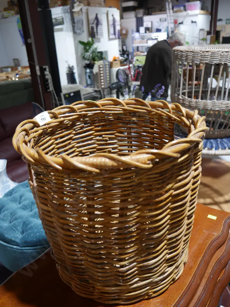 Cane basket Image 1++