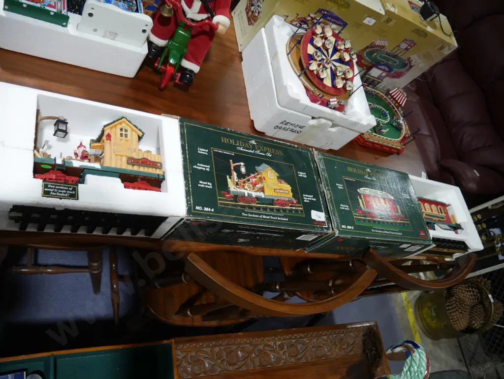 Two box holiday express trains Image 1++