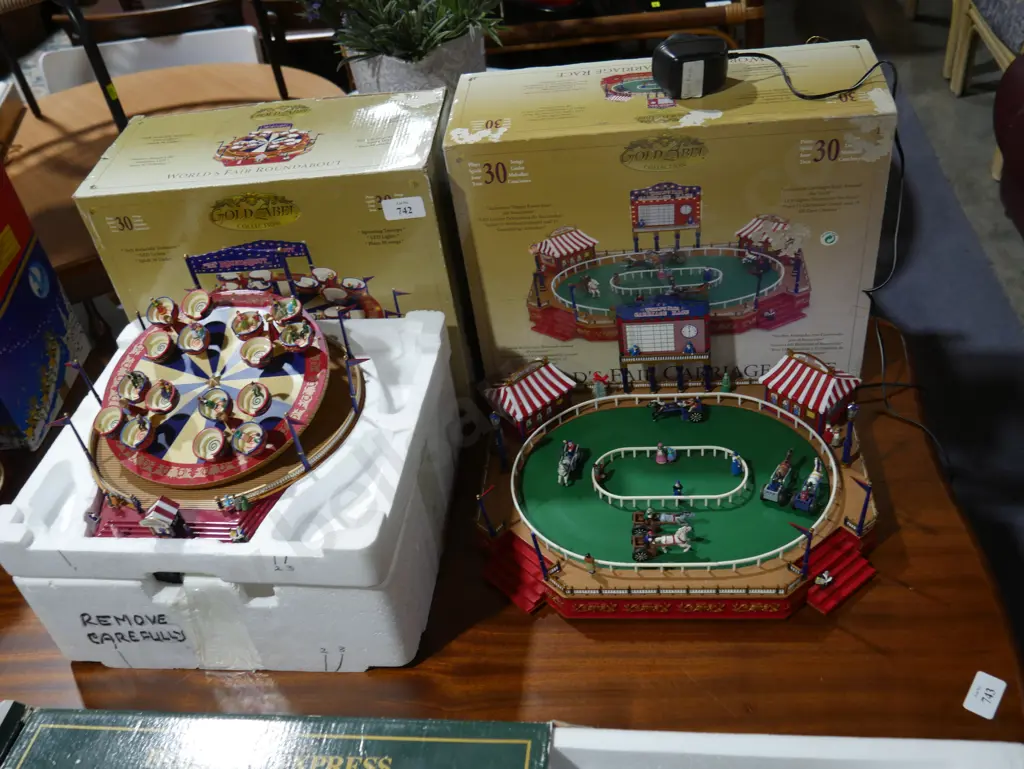 Boxed worlds fair carriage race and roundabout Image 1++