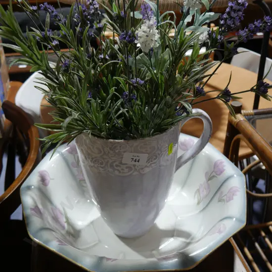 Washbowl and large cup with dried flowers