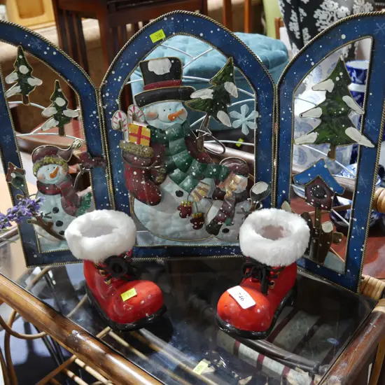 2 ornamental Santa boots