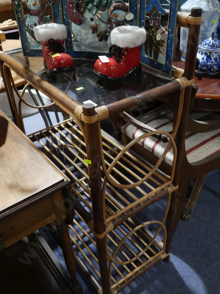 Cane glass top shelf Image 1++